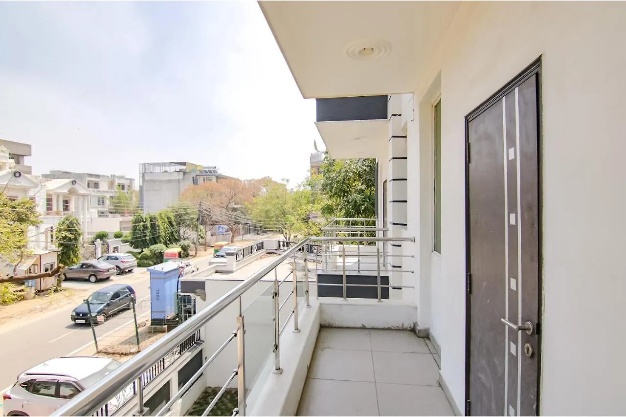 Hotel Fabhotel Sr 68 Gurgaon