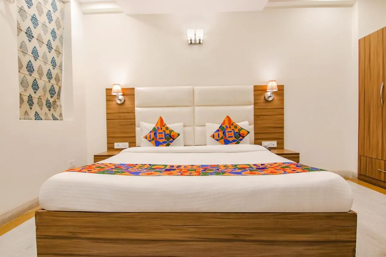 Fabhotel Sr 68 Gurgaon 3*,  India