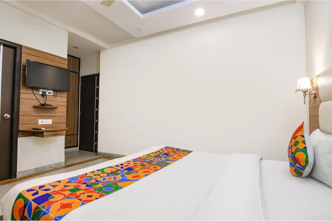 Fabhotel Sr 68 Gurgaon 3*,  India