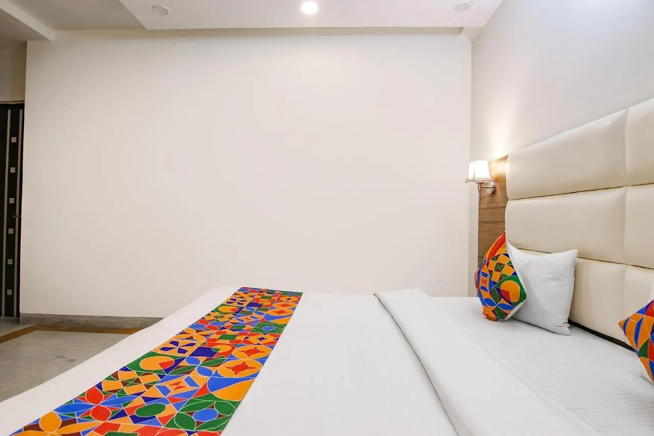 Fabhotel Sr 68 Gurgaon