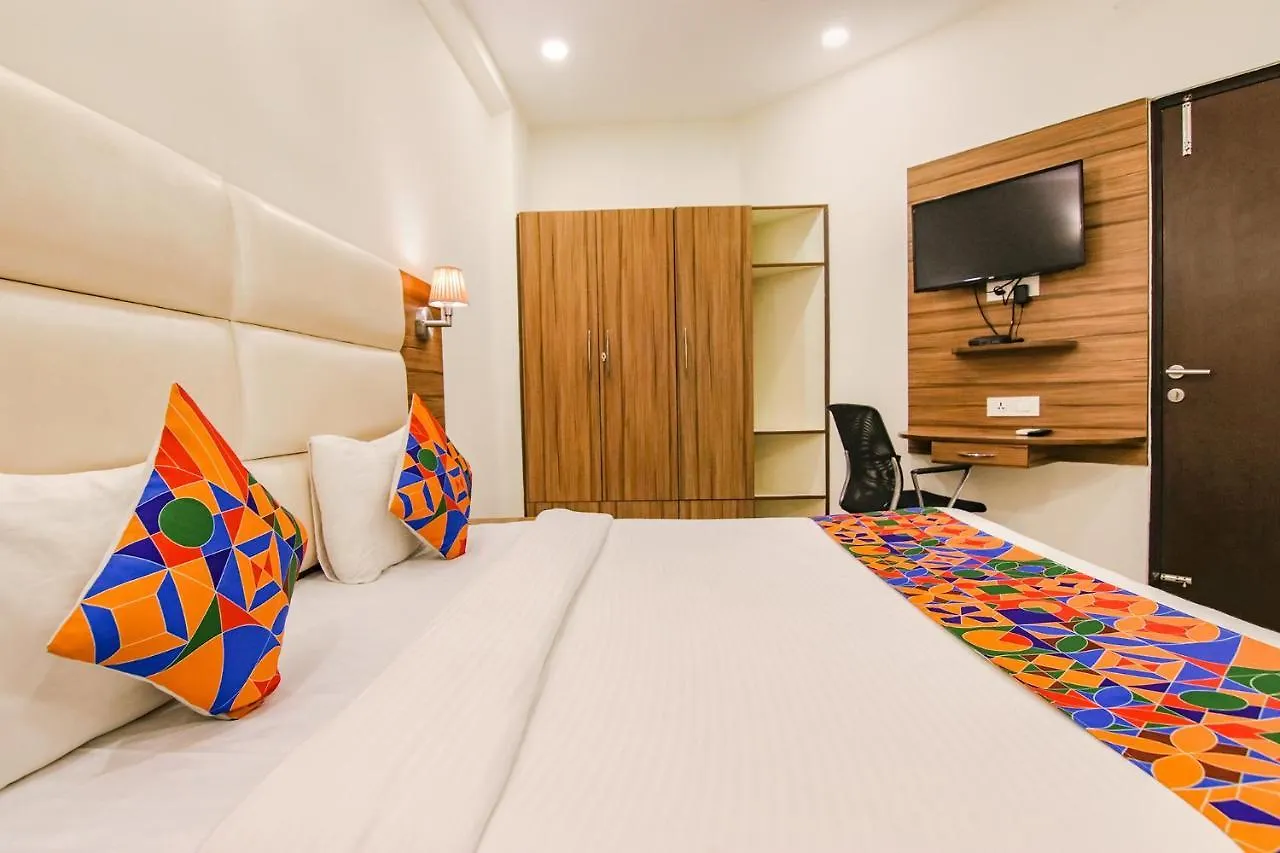 Fabhotel Sr 68 Gurgaon Hotel