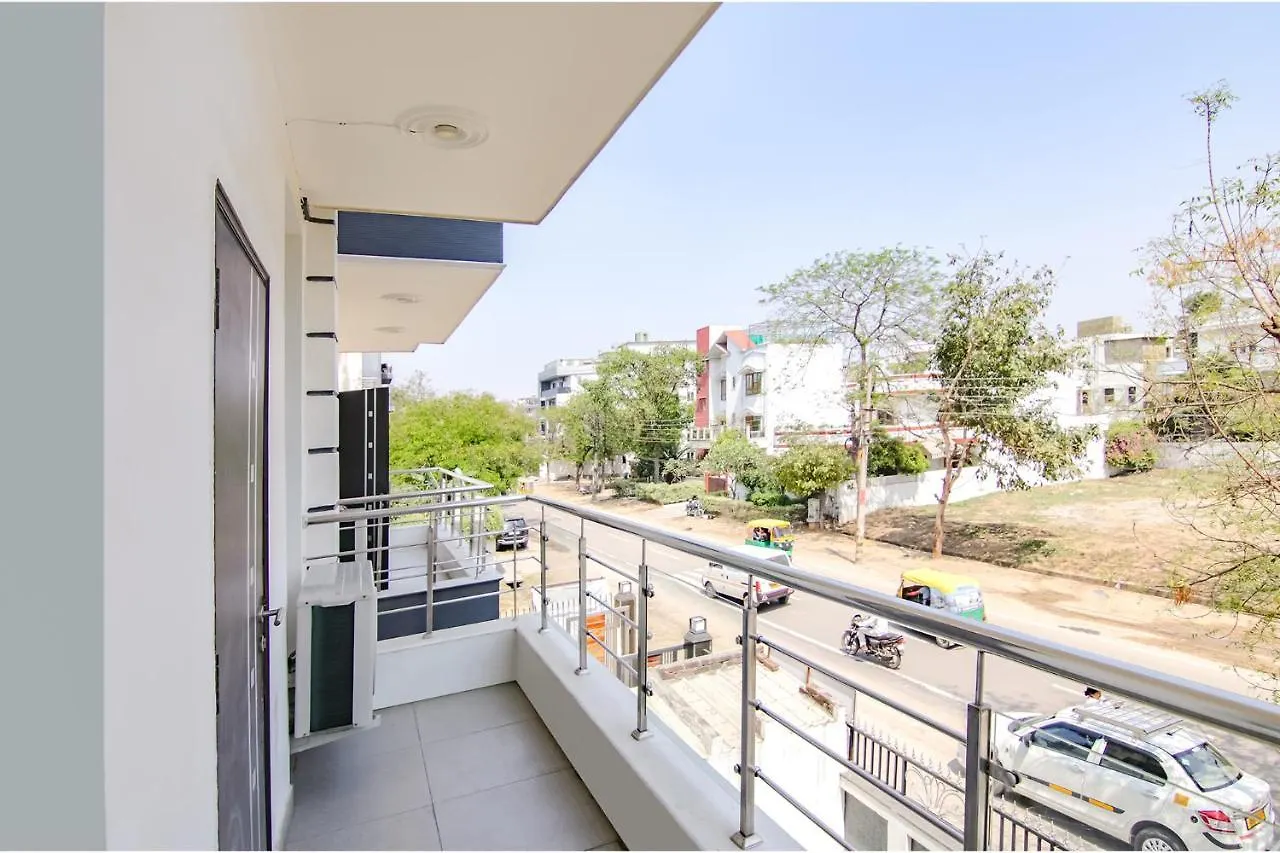 Fabhotel Sr 68 Gurgaon